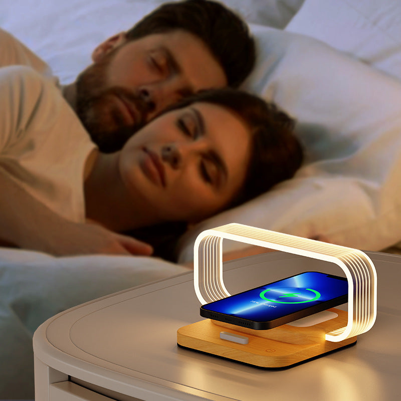 Wireless charging desk lamp
